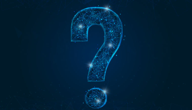 Blaues Fragezeichen vor schwarzem Hintergrund